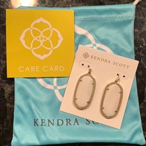 Kendra Scott Elle Earrings